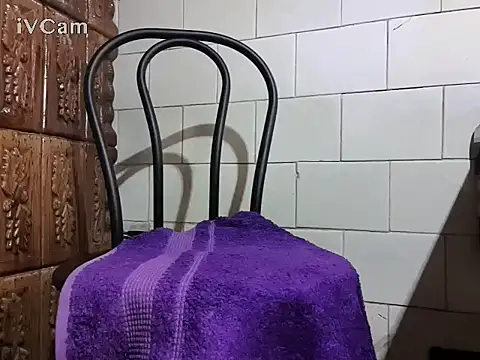 Chat XXX en directo de justmealex27