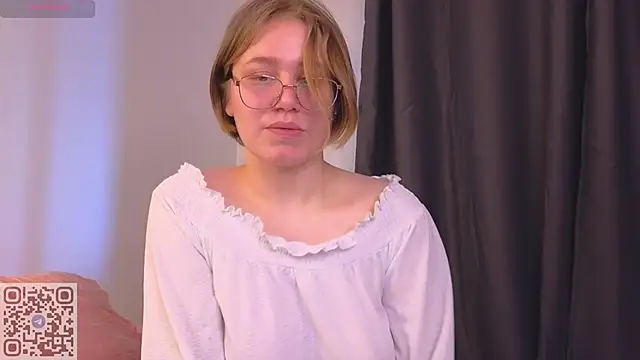 starsonthesky Adlı Modelin Canlı XXX Sohbeti