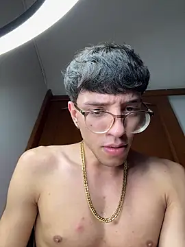 ArthurDavies_'s Live XXX Chat