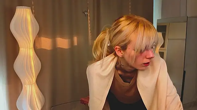 JuanaSummaのライブXXXチャット