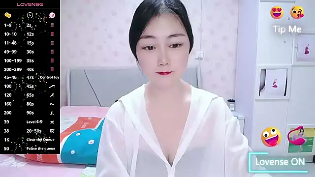 Chatroom XXX en direct de Elvira_baby