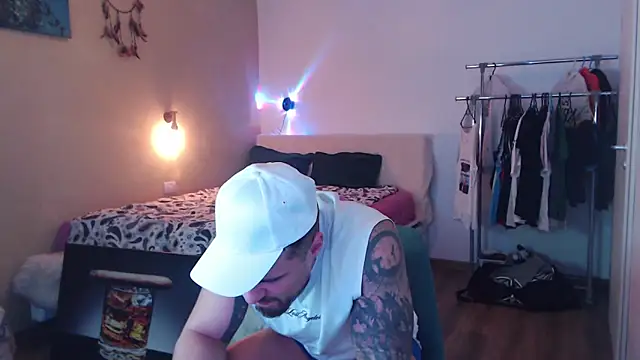 Tiberius_hunk: онлайн-секс-чат