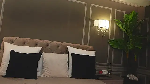 IsabellaMysty Chat XXX in diretta