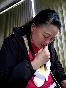 Show modela yoowwmr na web-kameri