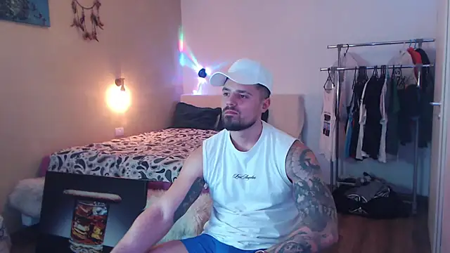 Tiberius_hunk: απευθείας συνομιλία ΧΧΧ