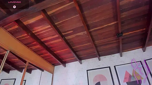 MiaKay1: απευθείας συνομιλία ΧΧΧ