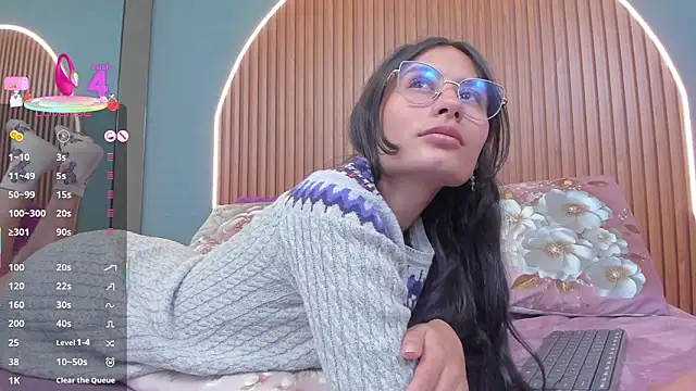 NayeCloud Chat XXX live