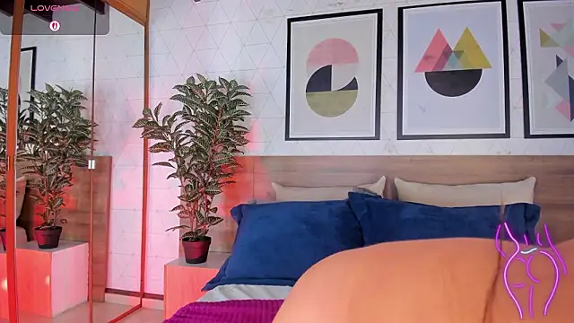 Chat +18 de MiaKay1 ao vivo