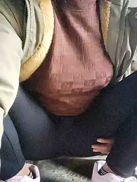 Congee-666 Adlı Modelin Canlı XXX Sohbeti