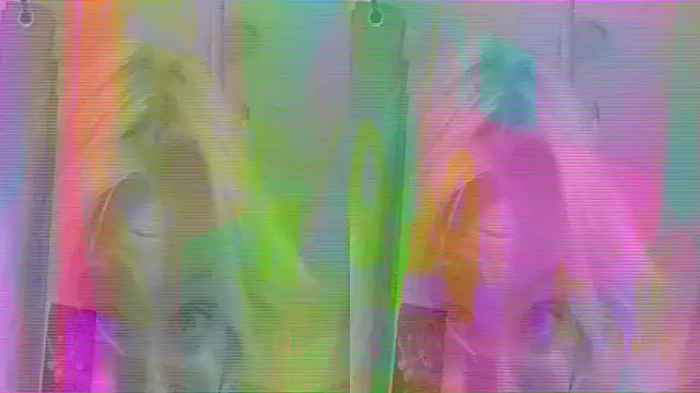 AuraNevera's Live XXX Chat