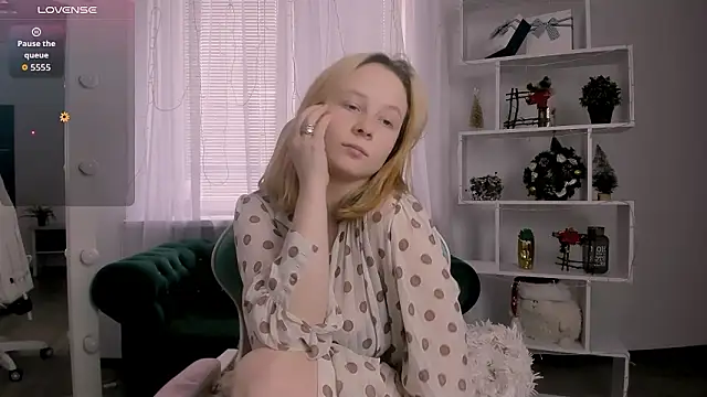 Ketrin_n_'s Live XXX Chat