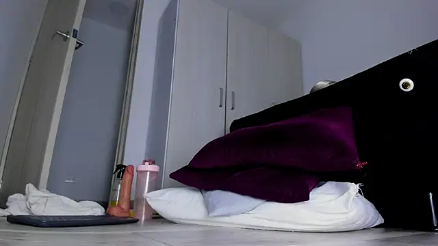 Skarleth69 Chat XXX live