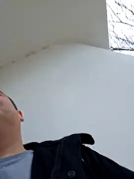 Andrew1900529 Chat XXX in diretta