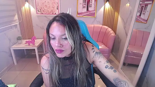 Chat XXX en directo de Jade_Jones_a