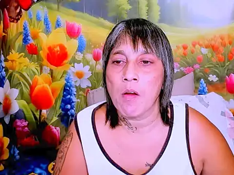 indianroxy: απευθείας συνομιλία ΧΧΧ