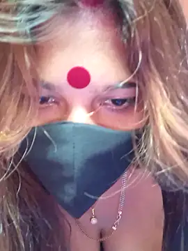 Онлайн чат XXX BongQueen9