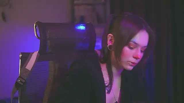 دردشة alyssa_sweet الجنسية المباشرة