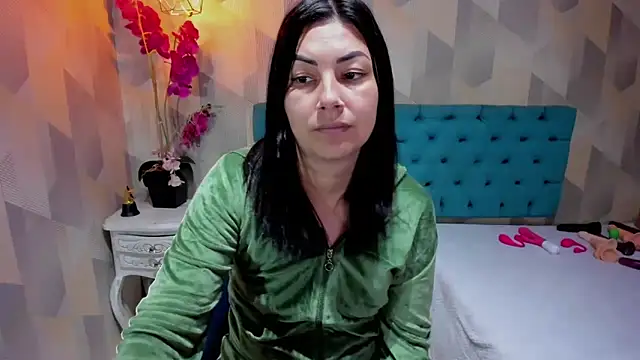 Chatroom XXX en direct de AdaFawxx