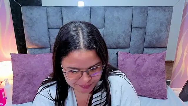 XXX chat uživo modela SamanthaPaImer