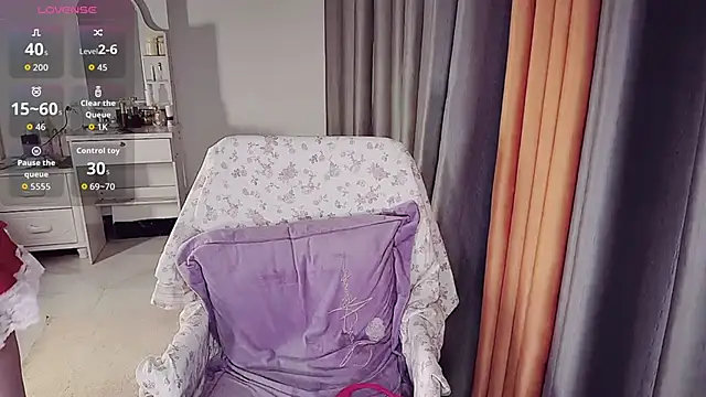 Chatroom XXX en direct de NolanMia