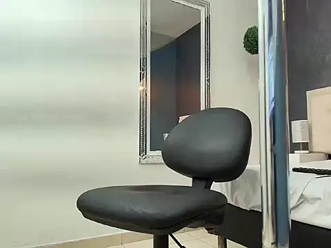 Enzo_Turner webkamerás műsora