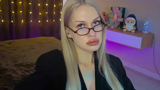 Czat XXX na żywo – Emma-Noir