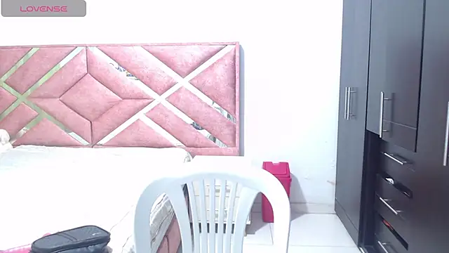 moan_sex2 élő XXX-chatje