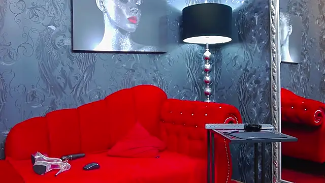 SelenaNoir: онлайн-секс-чат