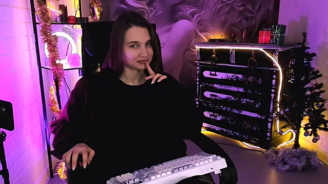 TessaMill Adlı Modelin Canlı XXX Sohbeti