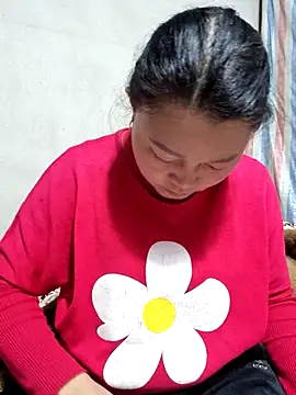 Show modela yoowwmr na web-kameri