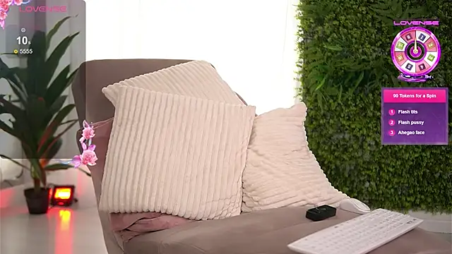 Chatroom XXX en direct de FreyaHeart