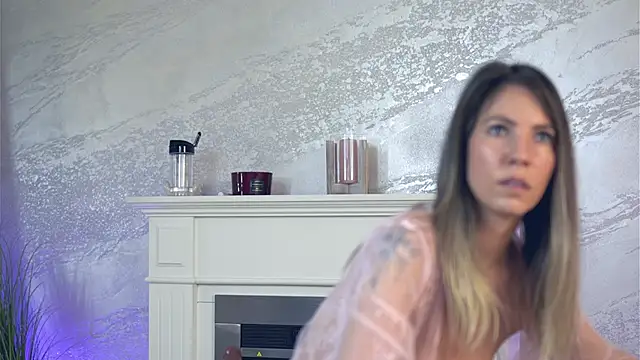 CassieMiles' Live XXX Chat