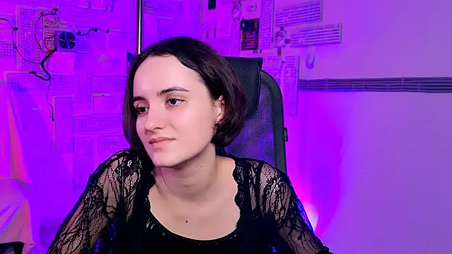 KateWillows Adlı Modelin Canlı XXX Sohbeti