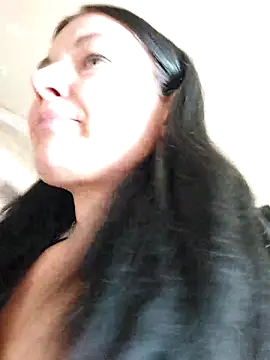 Show modela SashaBond na web-kameri