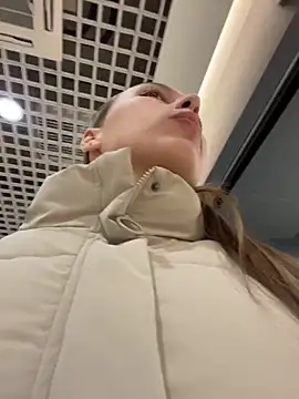 LeiaMood élő XXX-chatje