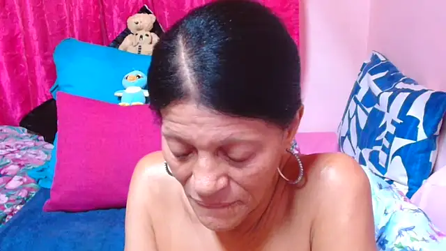 Chat XXX ao vivo de SLUTTYROXY