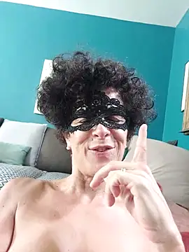 LightedWoman: онлайн-секс-чат