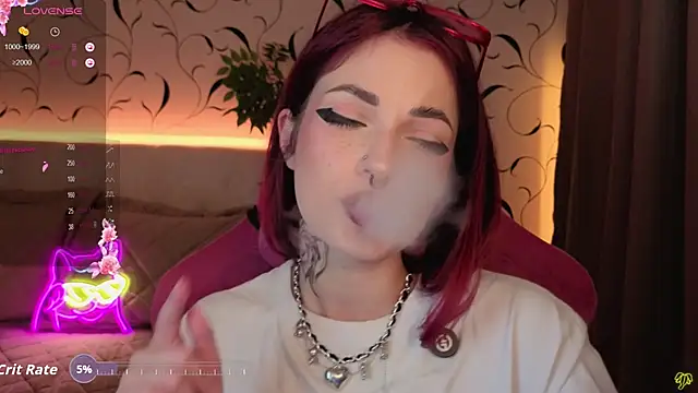 BratzieDarsie: онлайн-секс-чат