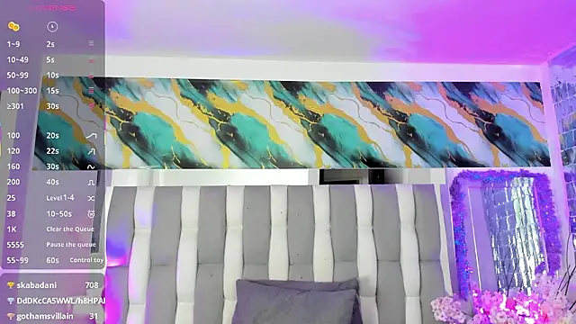 Chat +18 de IsaDiiaz ao vivo