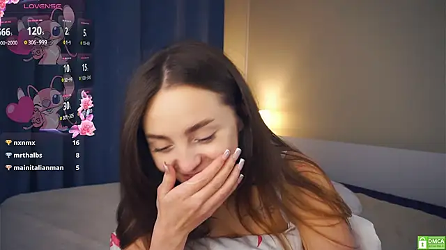 دردشة LoraDavi الجنسية المباشرة