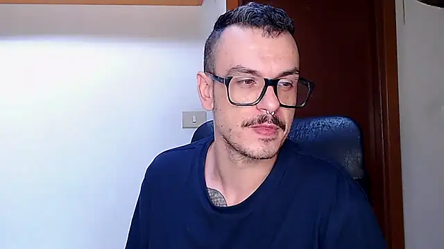 cek_186 Adlı Modelin Canlı XXX Sohbeti