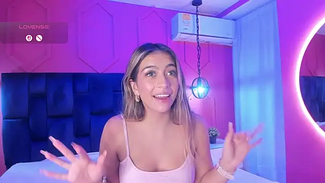 Atenea_cute21 现场XXX聊天