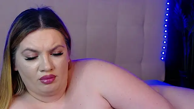 MelanieBrownn Chat XXX live