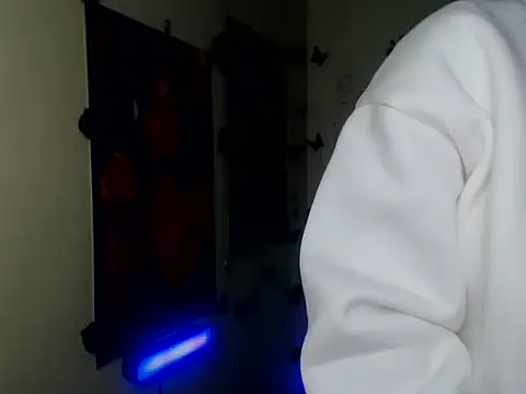 LadyAlice_ Chat XXX in diretta