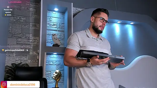 Chat +18 de dominic_de_luca ao vivo