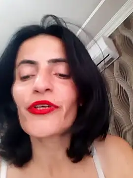 Chatroom XXX en direct de Gecenin_Kralicesi