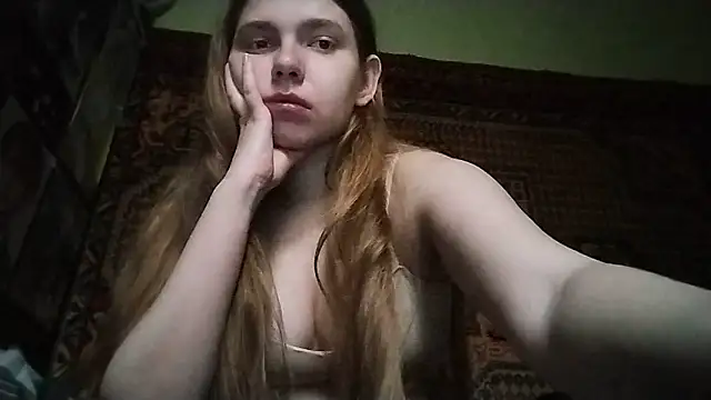 Chatroom XXX en direct de KikiBang