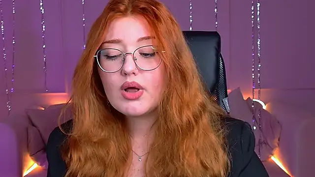 دردشة StaceyJensen الجنسية المباشرة