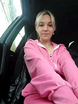 Crazy_lady69 网络视讯表演