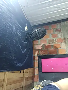 Zoe_axxellll Adlı Modelin Web Kamerası Şovu